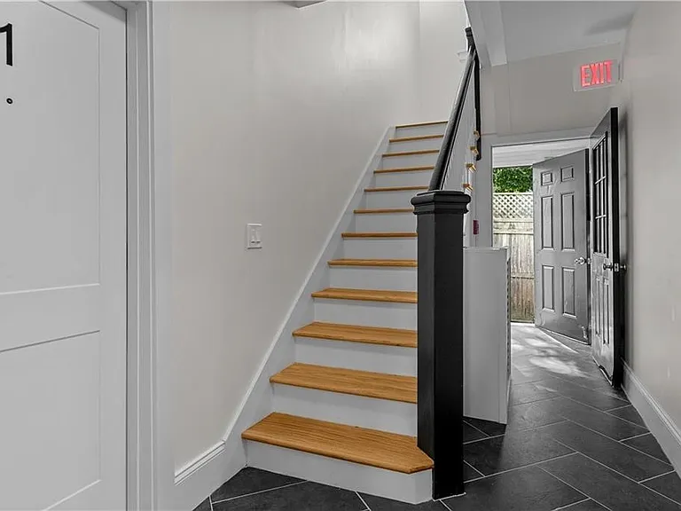 131 Broadway St #5 — Photo 10