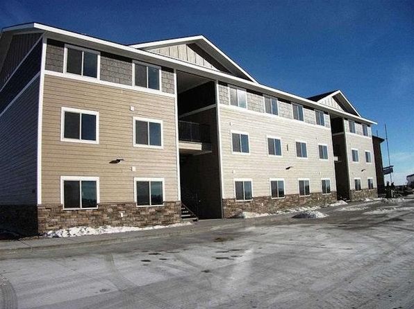 3801 Crossing St SW, 3801 Crossing St SW UNIT J, Minot, ND 58701
