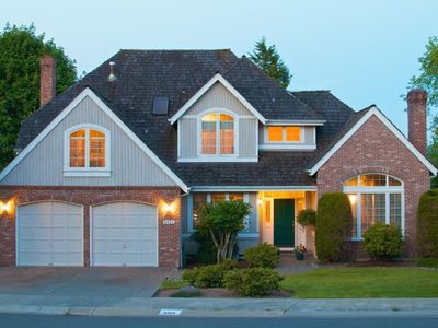 9928 181st Ave NE, Redmond, WA, 98052
