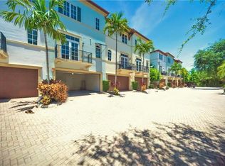 3281 Estancia Ln, Boynton Beach, FL 33435