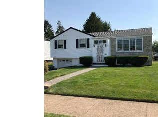 824 Regina St, Philadelphia, PA 19116