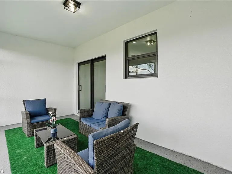 1011 & 1013 Abrams Blvd — Photo 22
