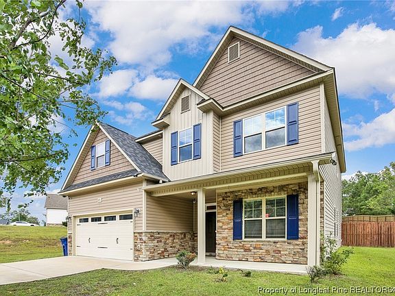 3rd image of 251 Bristle Oaks Dr