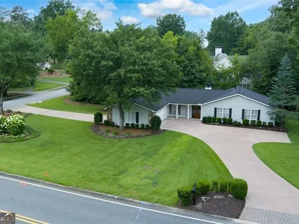 815 Fairfield Dr, Marietta, GA 30068