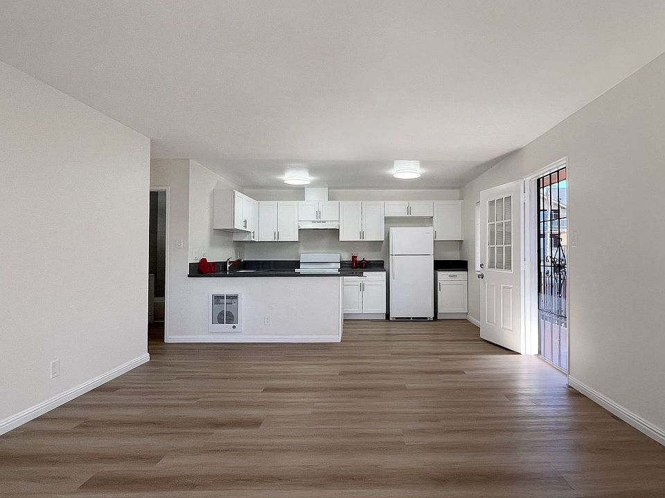 1st image of 1381 Temple Ave APT 4