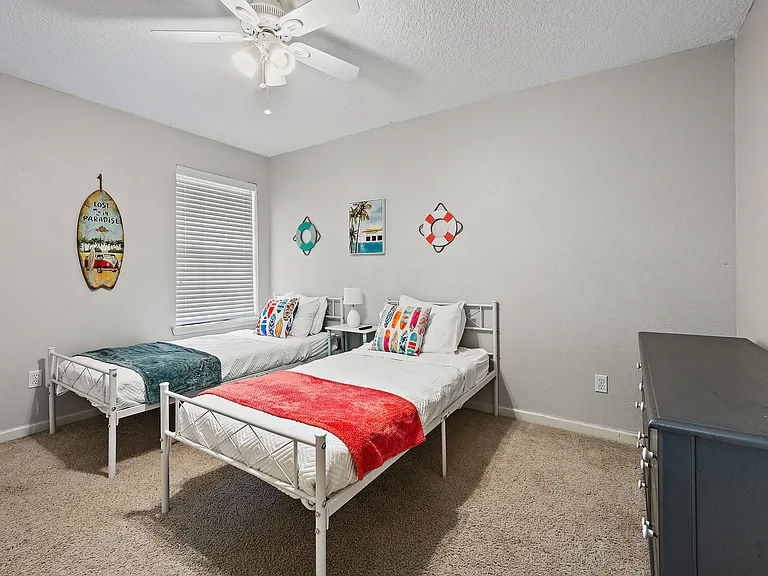 677 Scrub Jay Dr — Photo 9