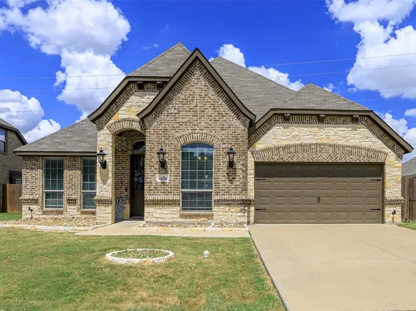 1534 Grassy Meadows Dr, Joshua, TX 76058