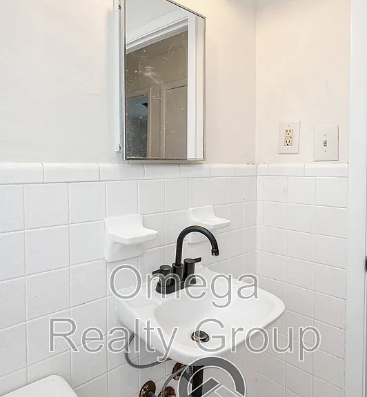 208 Rolling Mill St #8 — Photo 20