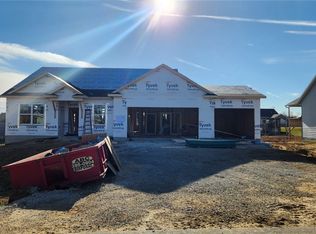 5578 Meadow Grass Cir SE, Cedar Rapids, IA 52403