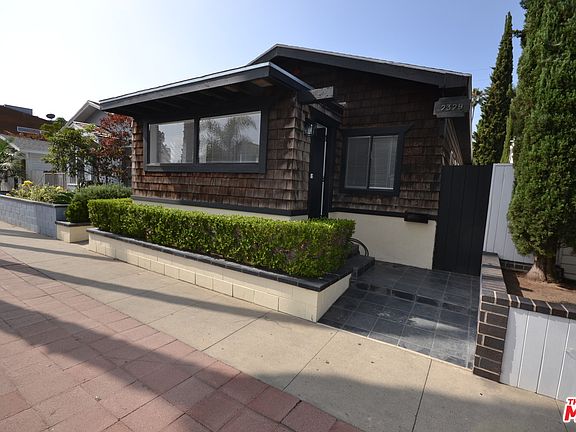 2nd image of 2329 Beach Ave