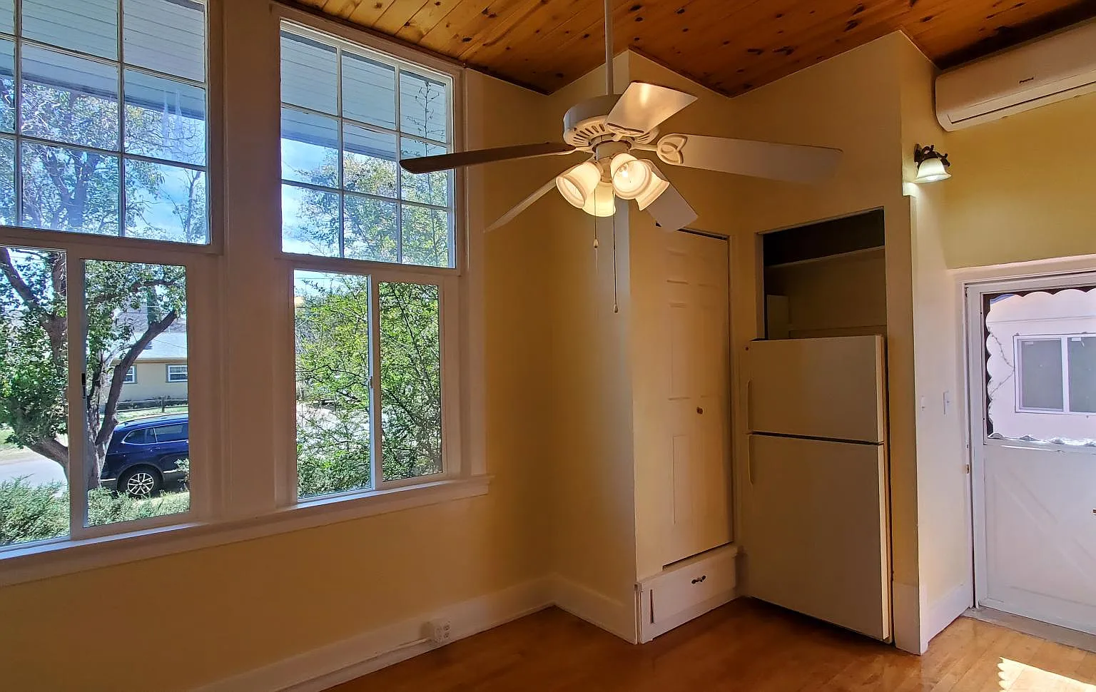 1 bed, 445 sqft, $1,150 — Photo 4