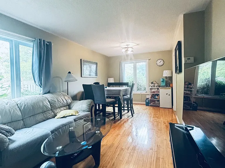 96 Howell Rd — Photo 8
