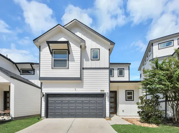 8910 Covenant Pl, Houston, TX 77055