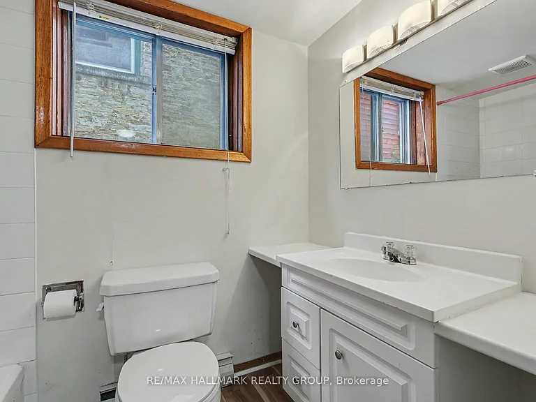 29 Gore St W #4 — Photo 10