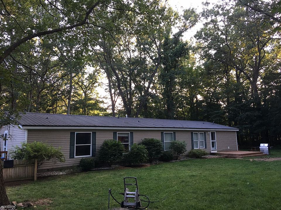 1st image of 9485 Oaklane Dr