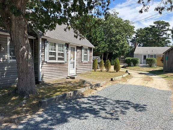 2nd image of 37-37A Beach Hills Rd