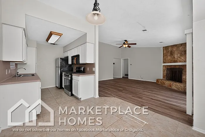 1707 Provident Ln — Photo 13