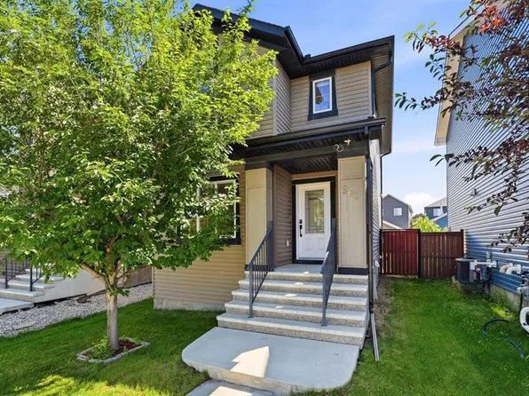 564 N Evanston Dr NW, Calgary, AB T3P 0H4