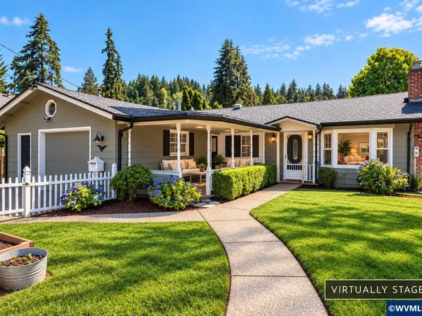 1012 S Water St, Silverton, OR 97381