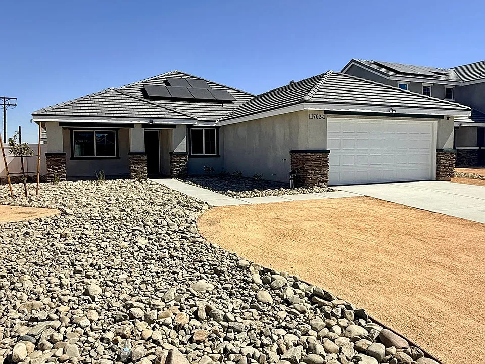 11702 Sebastian Rd