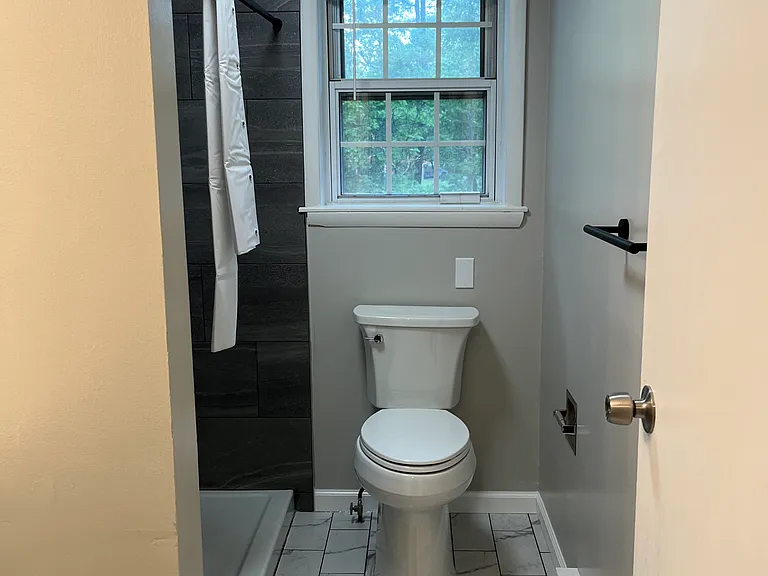 284 Dimmick Rd #B — Photo 12