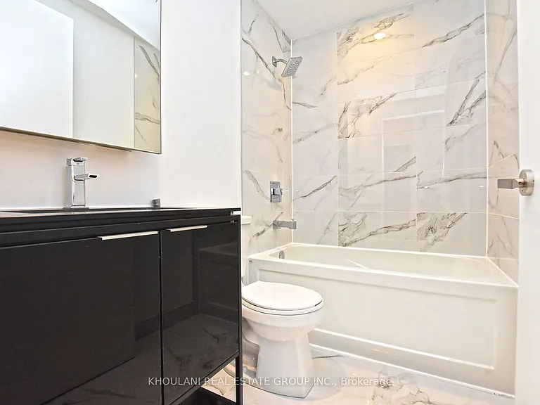 77 Shuter St #Penthouse 08 — Photo 13