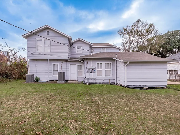200 W Caroline St #A — Photo 30