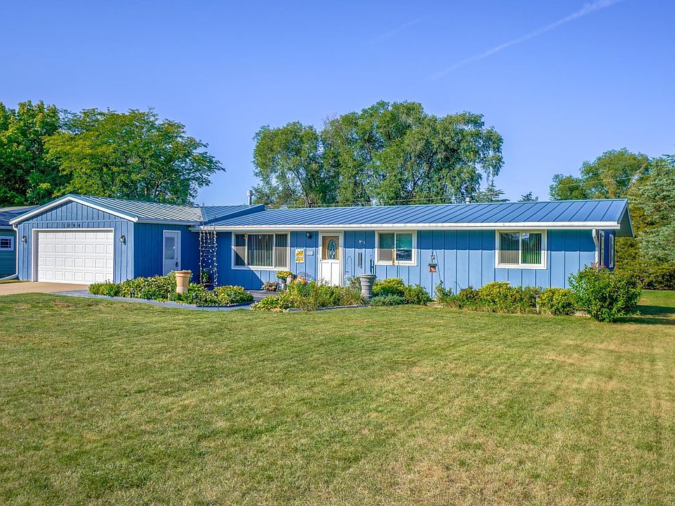 1094 Monroe St S, Prescott, WI 54021 Zillow