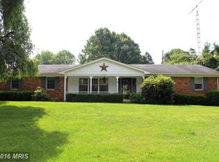 13719 Woodland Heights Dr, Hagerstown, MD 21742