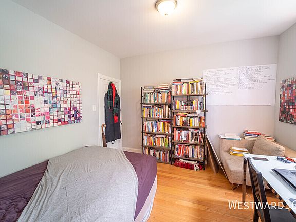 4th image of 2751 N Whipple St #2