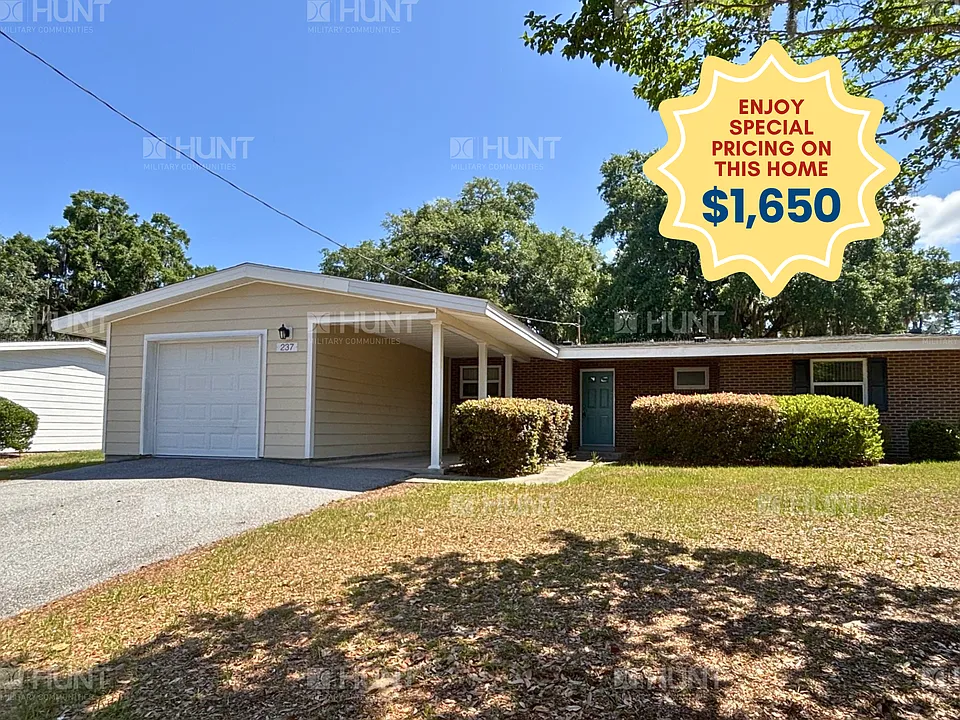 237 Gardenia Dr
