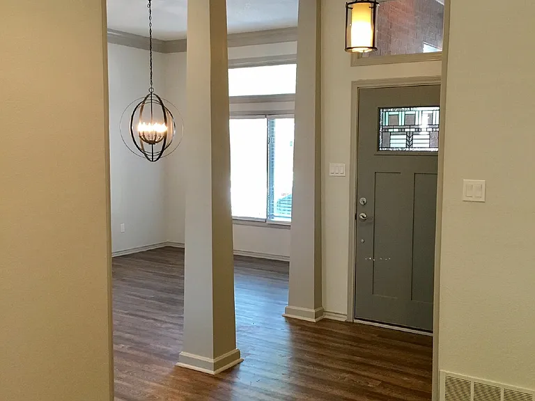 8306 Elkhart Ave — Photo 5