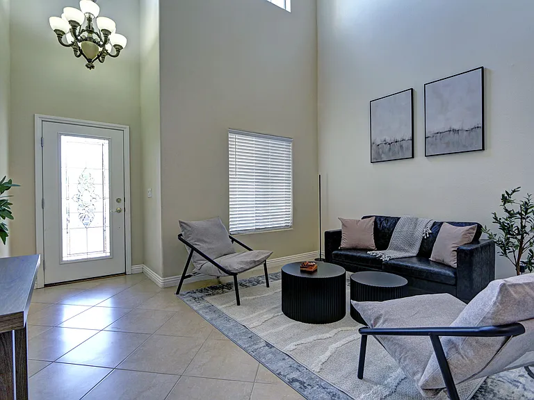 Solitude Canyon Ave — Photo 1