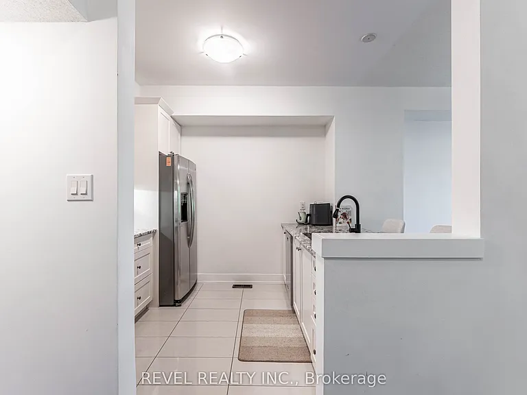 1401 Plains Rd E #114 — Photo 9