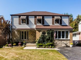 1604 S Fairview Ave, Park Ridge, IL 60068