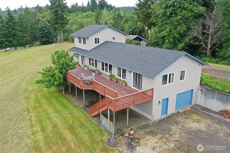 3rd image of 77 Rue Creek Road