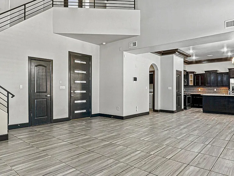 12744 Midland Ct — Photo 26