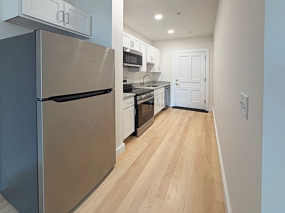 3rd image of 105 Paige St #310