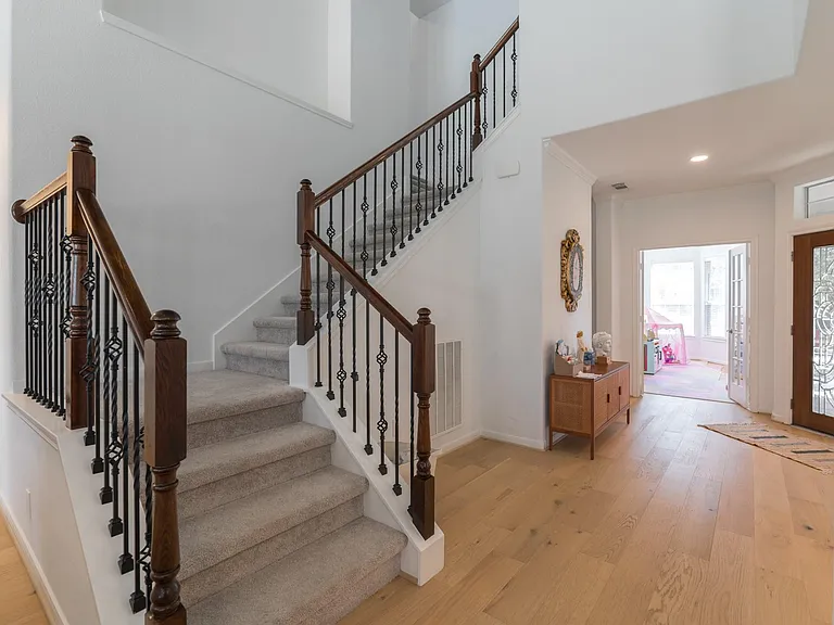 135 S Rocky Point Cir — Photo 25