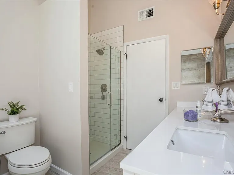 9 N McConnell Ave — Photo 14