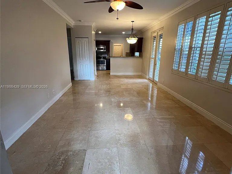 481 Menendez Ave #9 — Photo 2