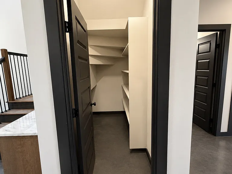 215 E Avenue K #B — Photo 13