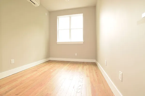 Rented by null | media 22