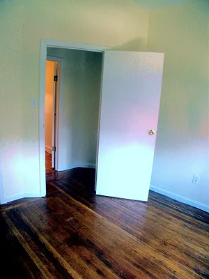 Rented by DSA Realty | media 27