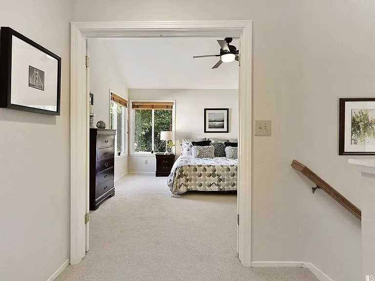 923 Whitehall Ln — Photo 13