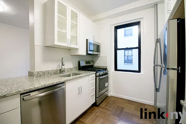 Rented by Link NY Realty | media 13