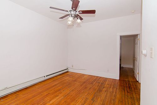 4th image of 219 Harrison Ave #1