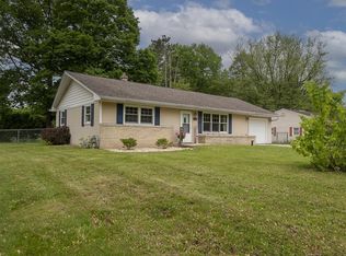 2610 E Hill Rd, Beloit, WI 53511