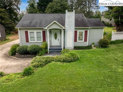 806 Lower Creek Drive, Lenoir, NC, 28645