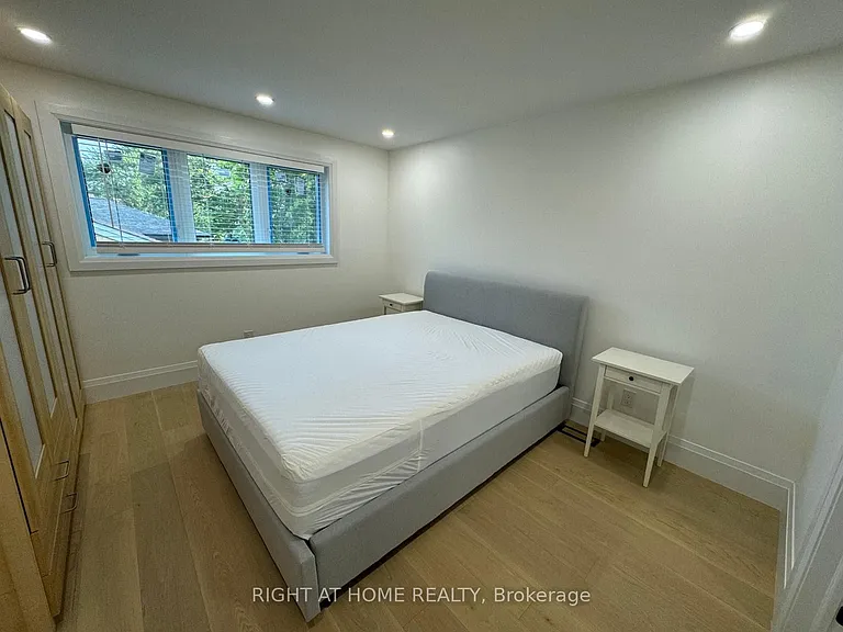 52 Sedgebrook Cres — Photo 9